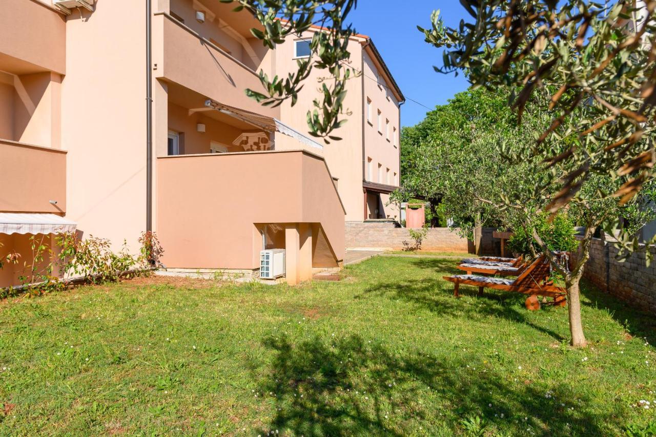 Kuca Lana Apartment Medulin Exterior photo